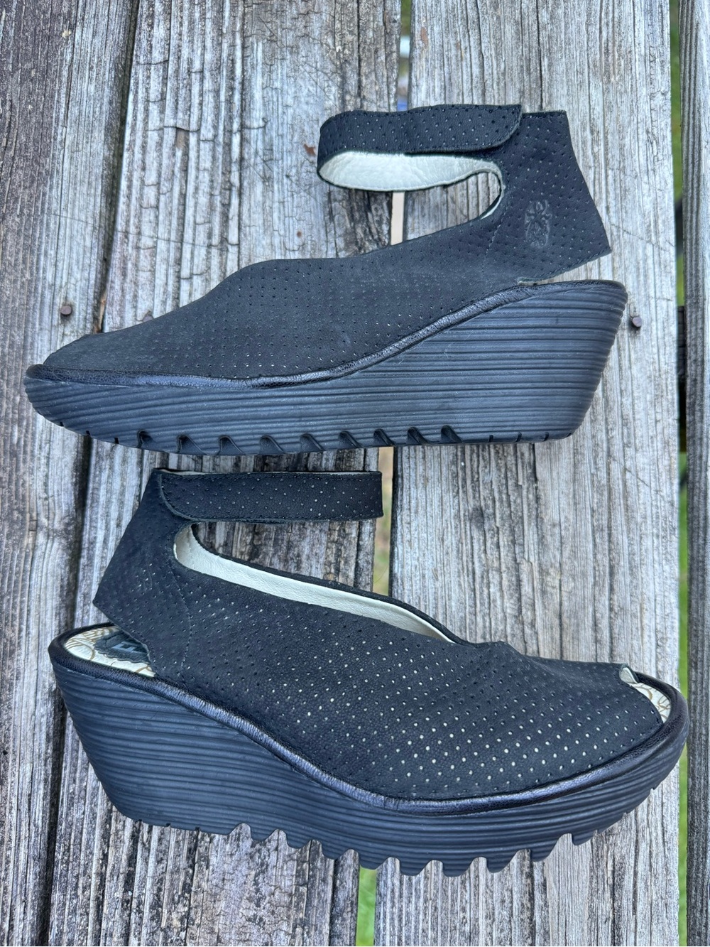 LIKE NEW Fly London Yala Wedges